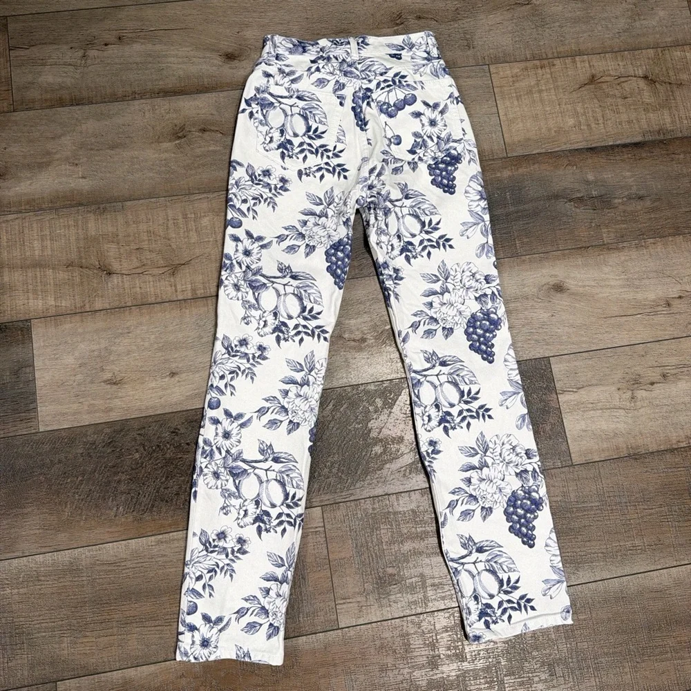 Reformation Cynthia Toile high rise straight jeans in Monaco - Picture 7 of 11